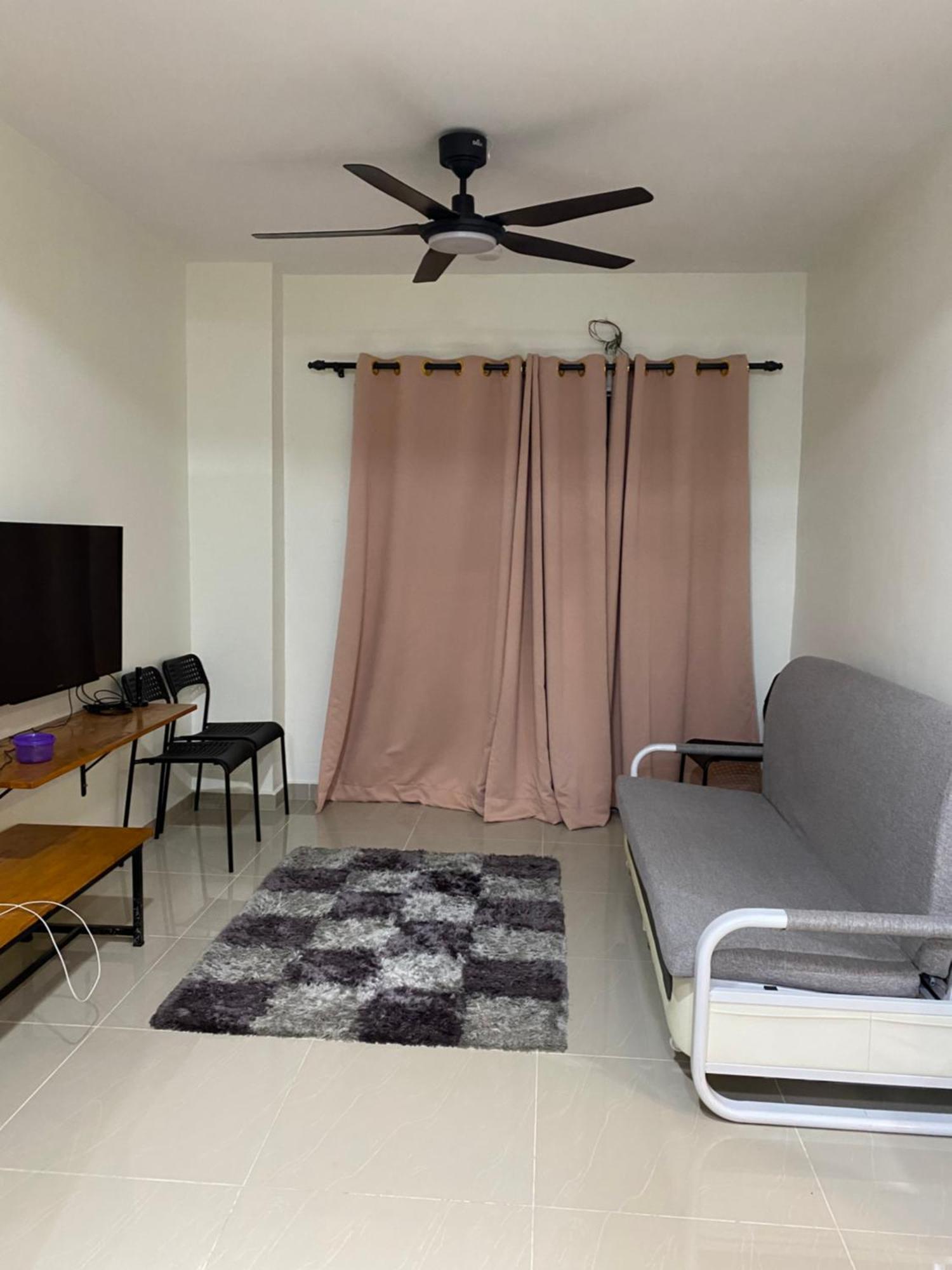 Igo Homestay Subang Airport Shah Alam Exteriör bild